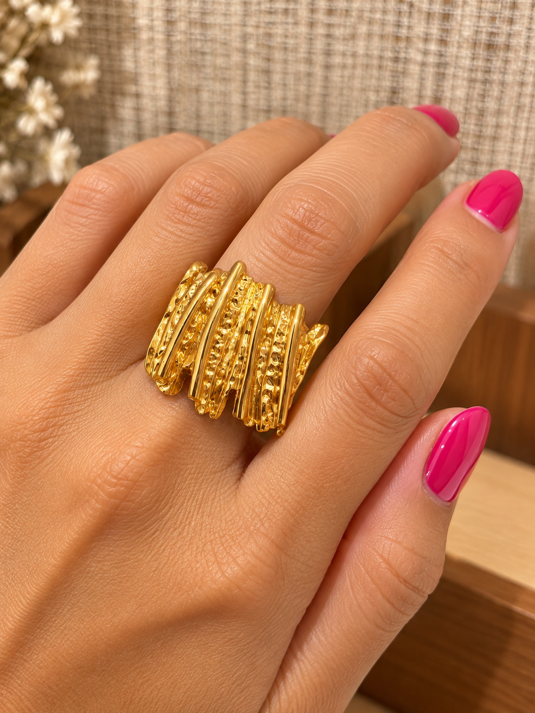 ORLENA SCULPT RING
