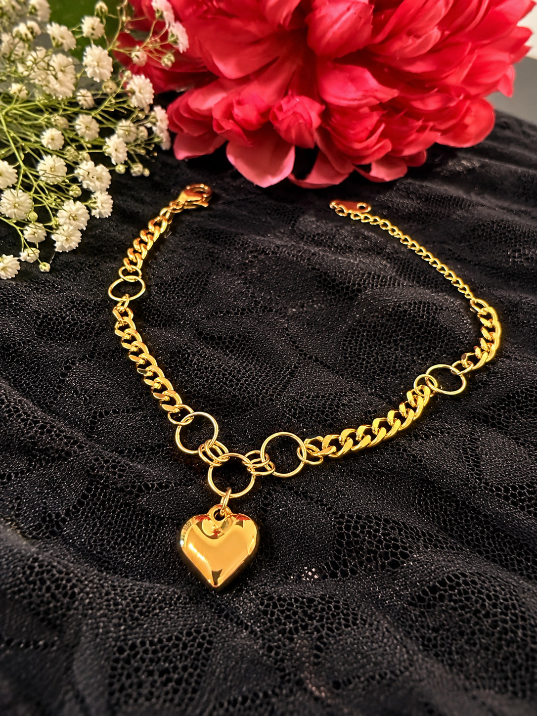 LYLA HEART BRACELET