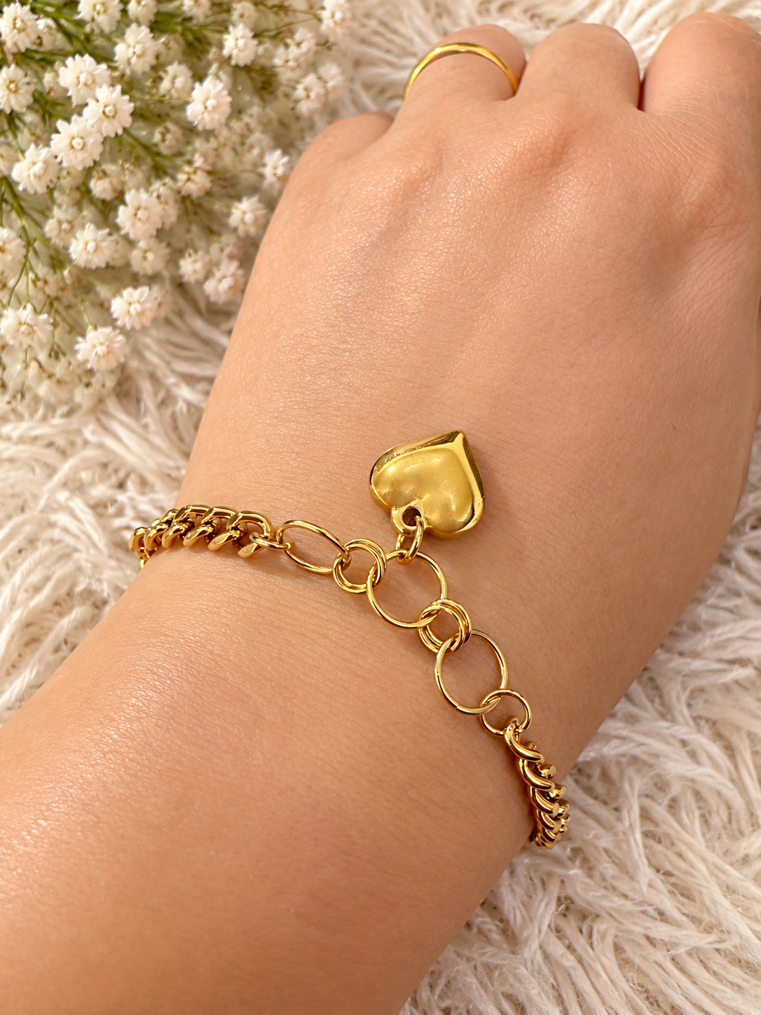 LYLA HEART BRACELET