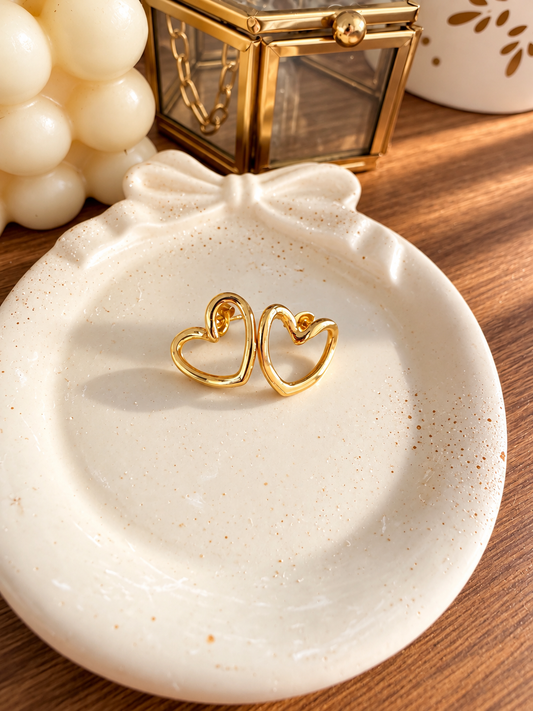 HOLLIS HEART EARRINGS
