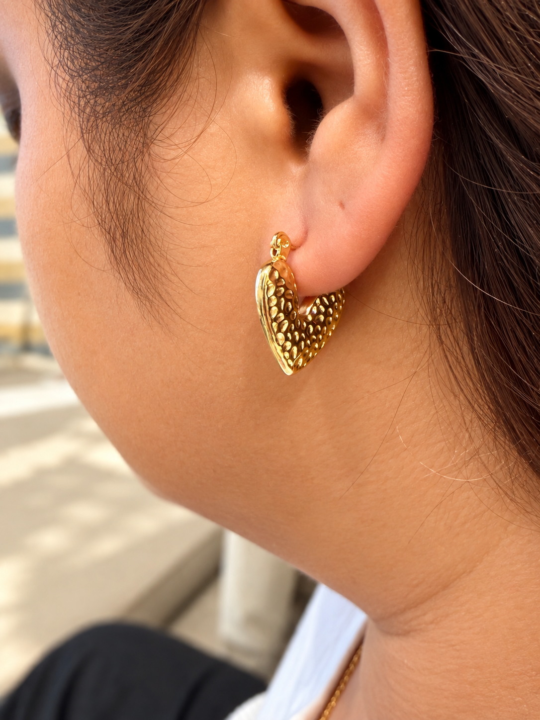 WINONA HUGGIE EARRINGS