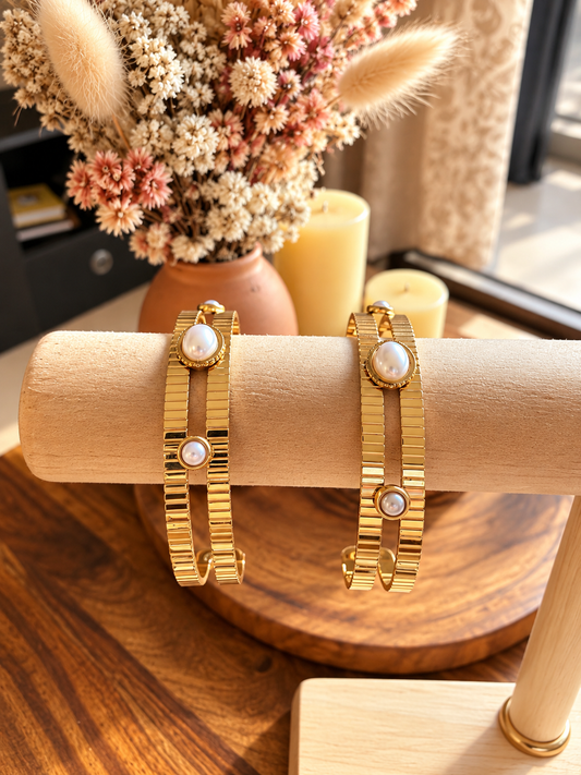 SIA BANGLE