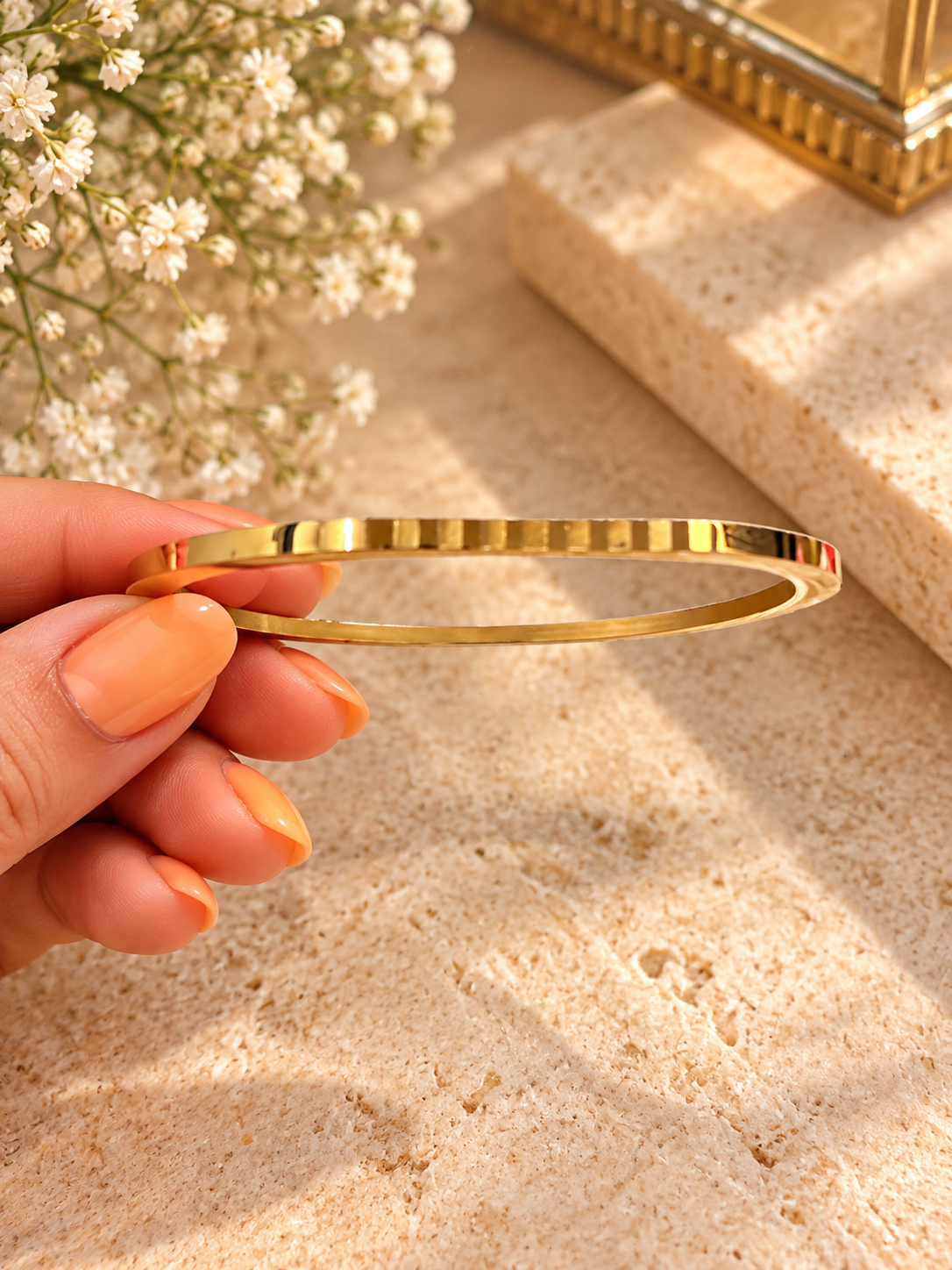 ASTRA BANGLE