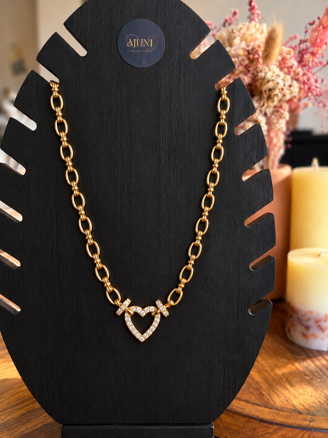 CORA HEART NECKLACE