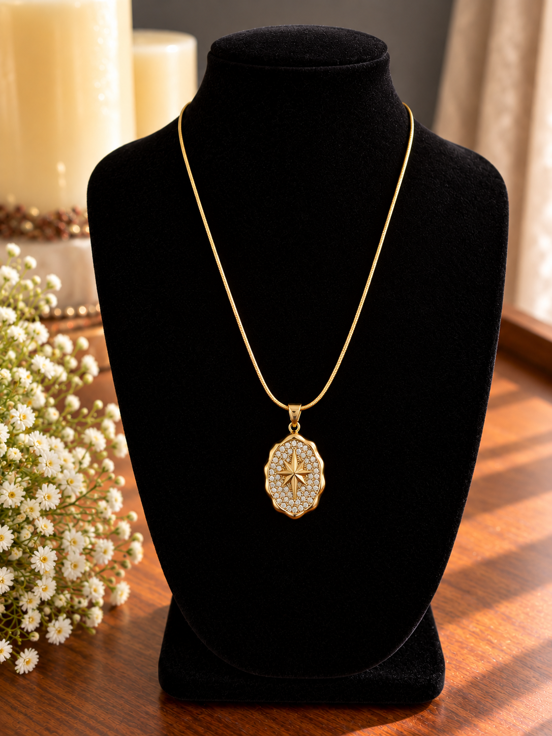 ASTERIA NECKLACE
