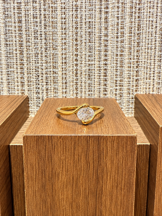 VELLORA RING
