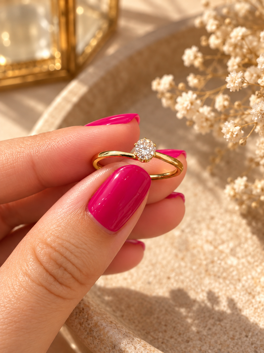AVELIA SOLITAIRE RING
